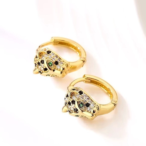 18K Gold Pavé Diamond Panther Designer Inspired Huggie Hoop Dangle Drop Earrings - Picture 2 of 8